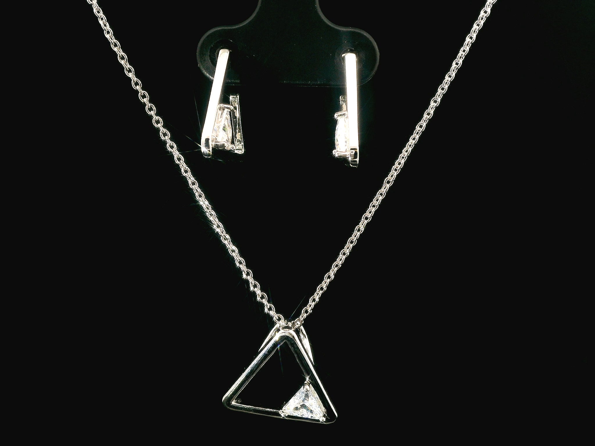 Zircon Chain Pendant Set  20896