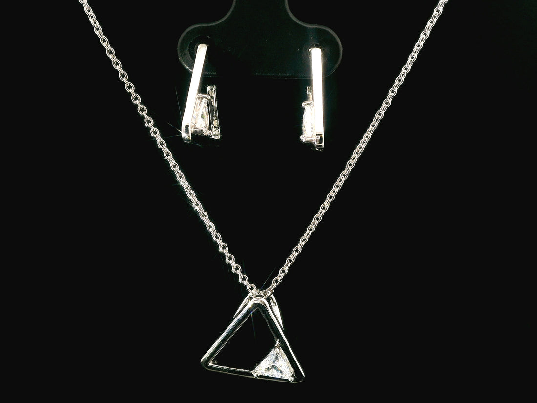Zircon Chain Pendant Set  20896