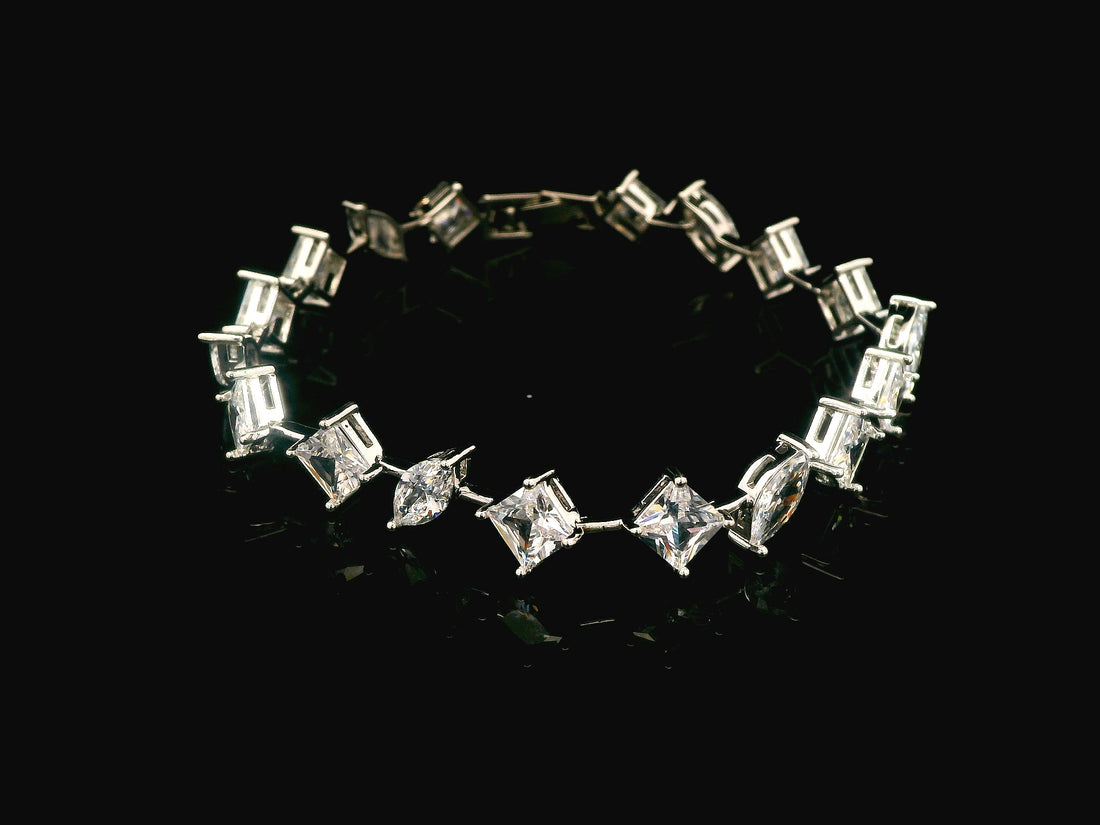 Zircon Braclet   20993