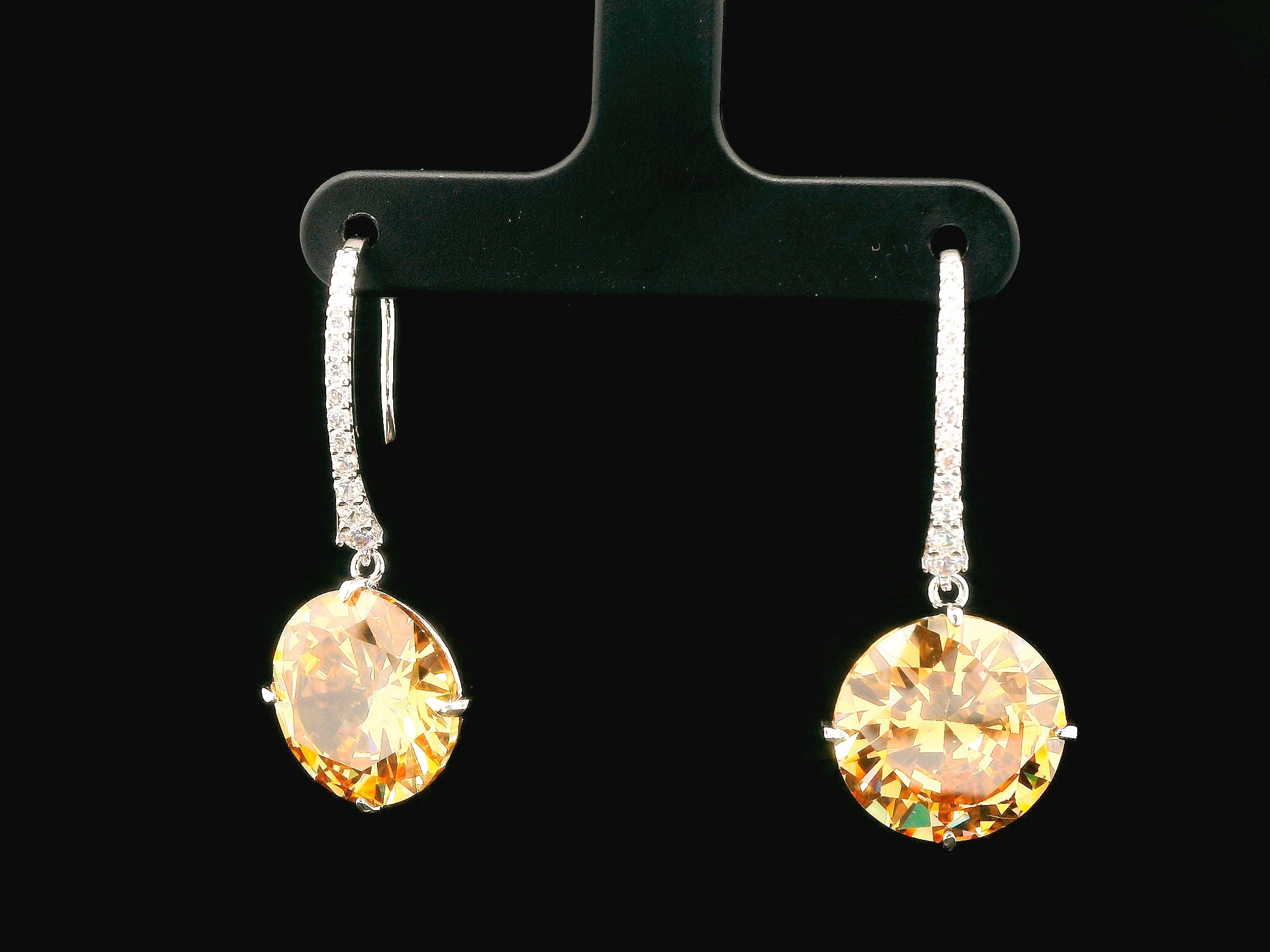 Zircon Earrings  21124