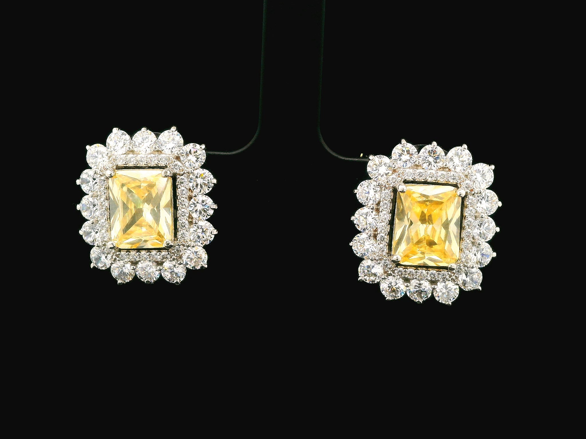 Zircon Earrings  21269