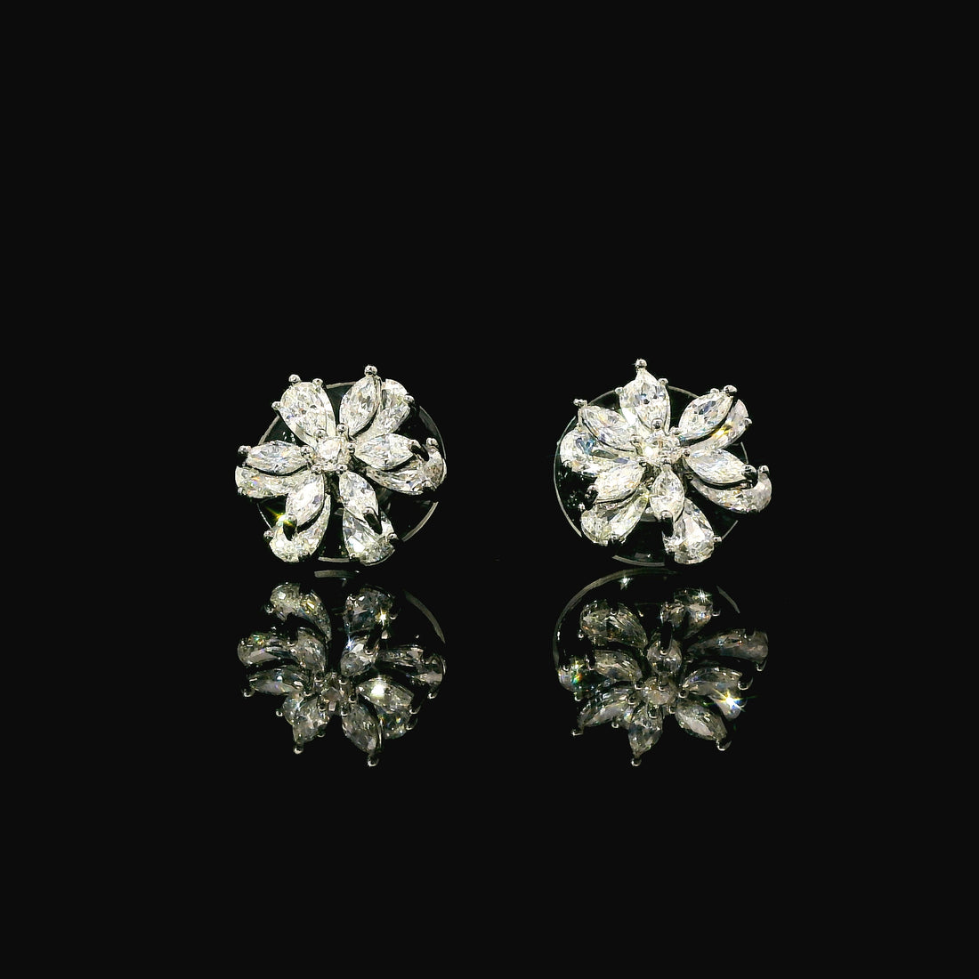 Zircon Earrings 22468