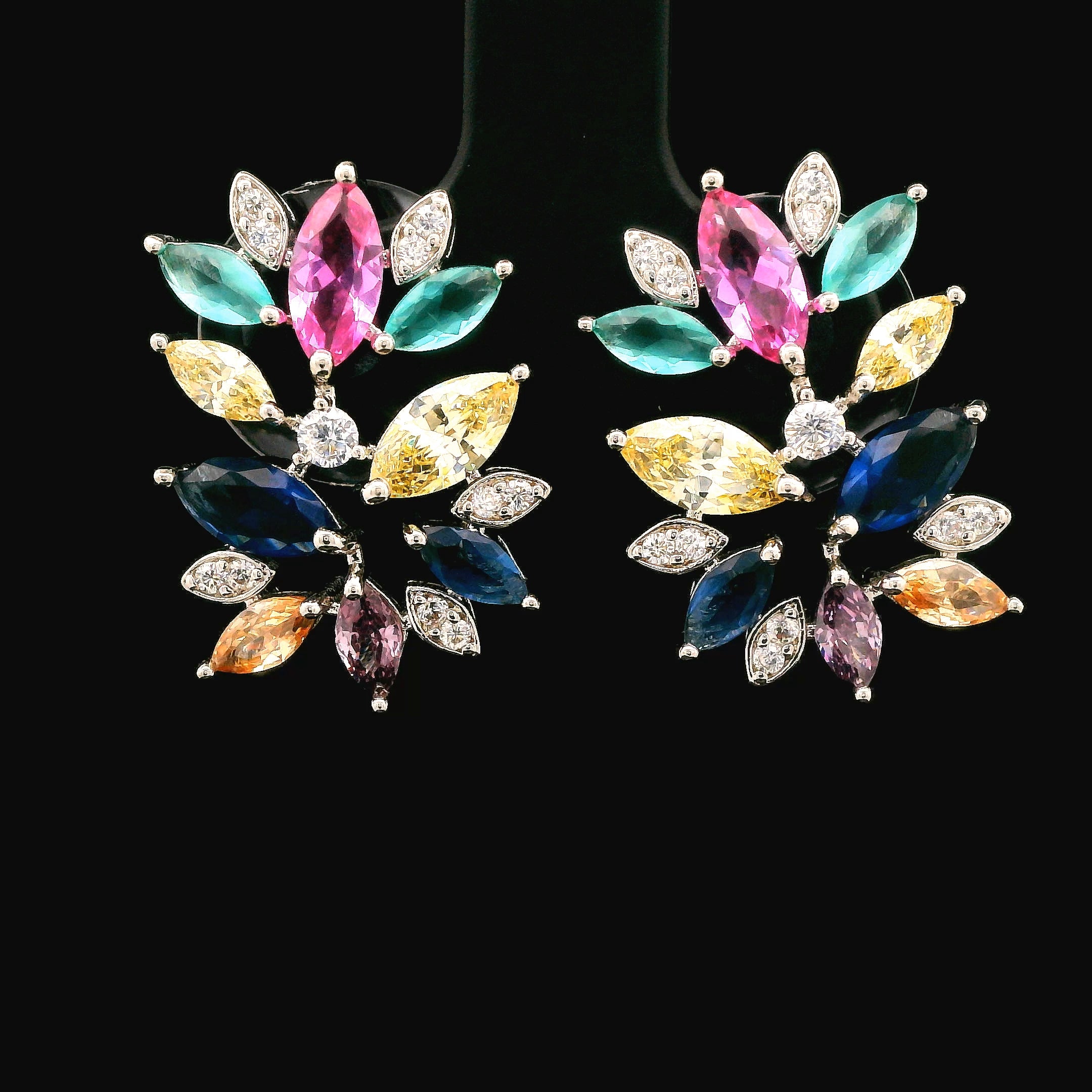 Zircon Earrings  22477
