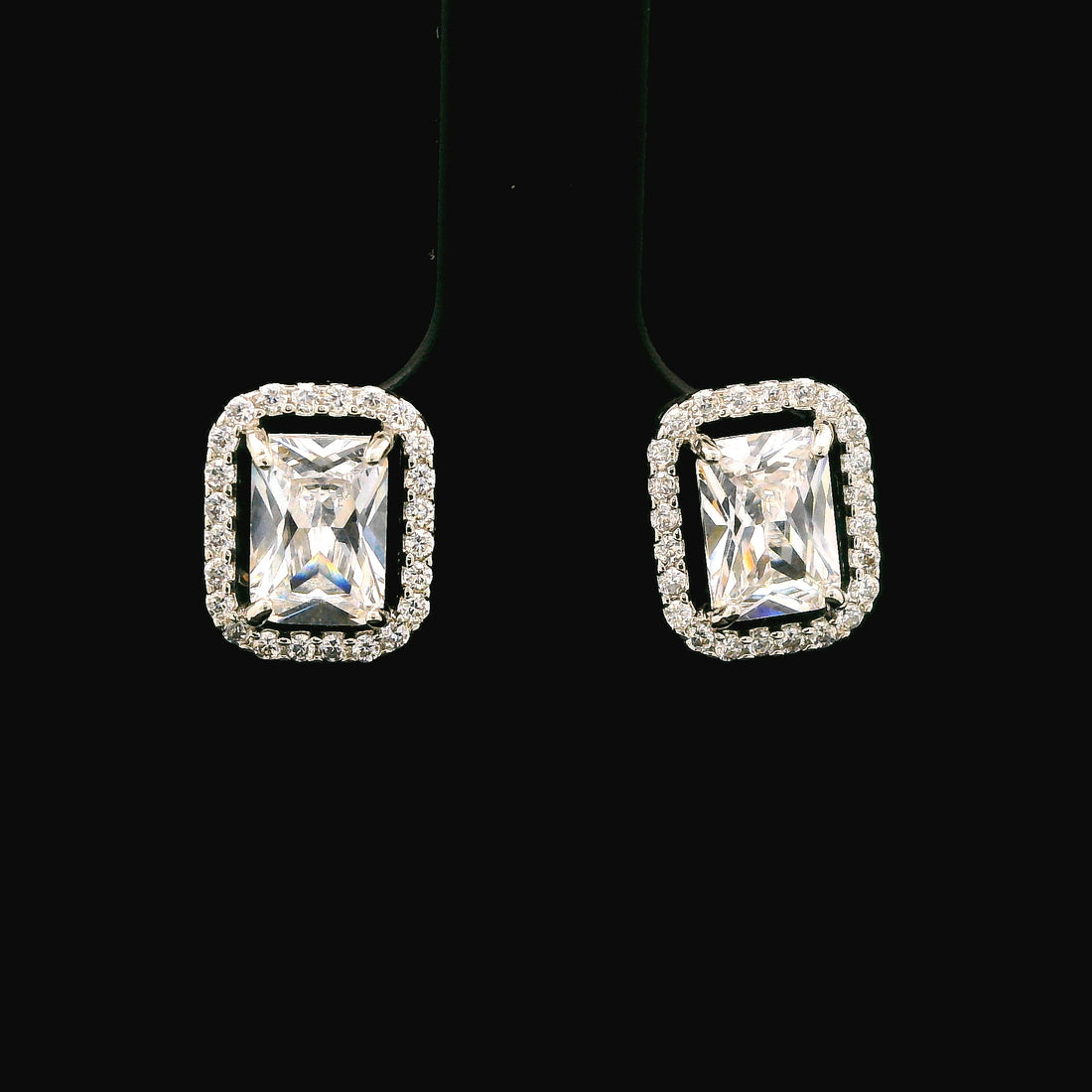 Zircon Earrings  23311