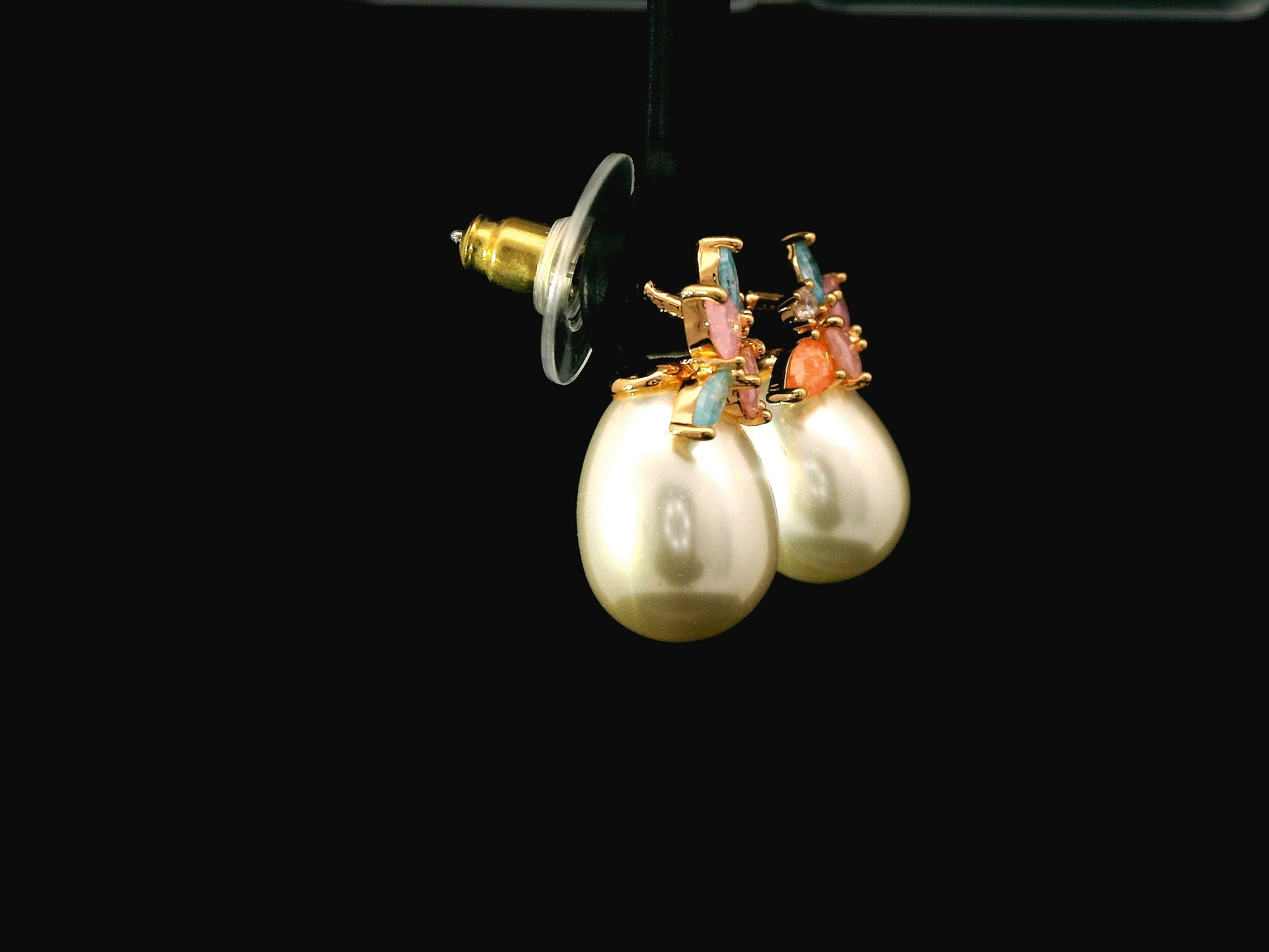 Zircon Earrings 23588