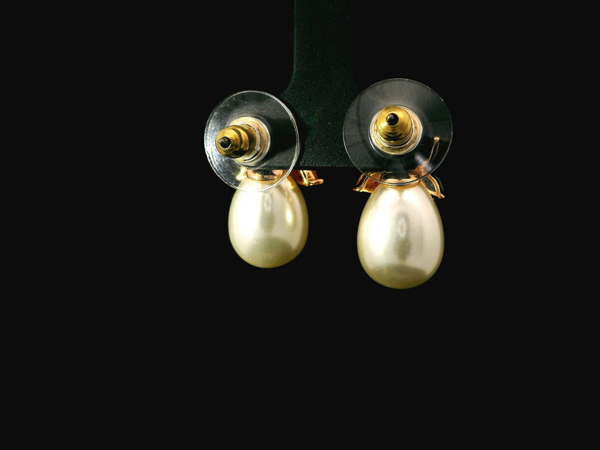 Zircon Earrings 23588