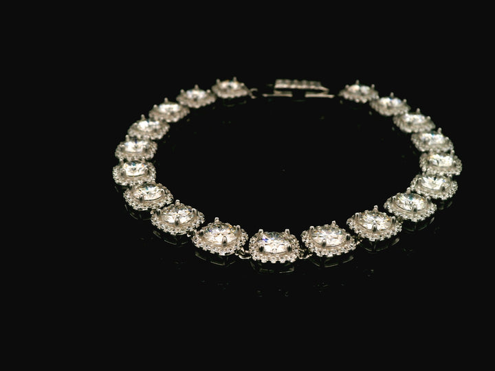 92.5 Sterling Silver Oval Royale Halo Bracelet with Moissanite Diamond 23770
