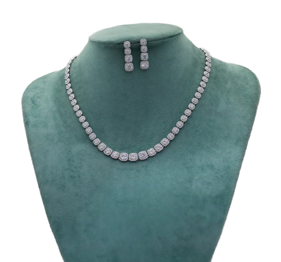 Zircon Classic Cluster Luxe Necklace Set 2432
