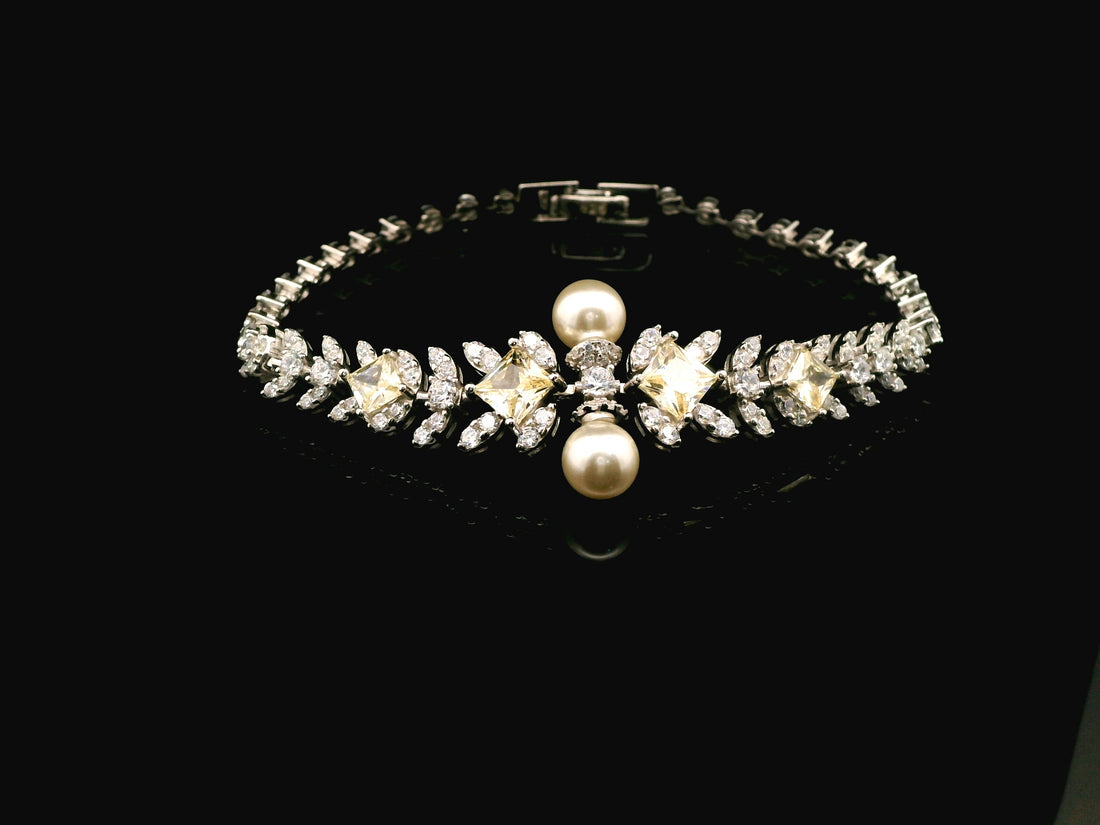 92.5 Sterling Silver Champagne Spark Pearl Bracelet 25324