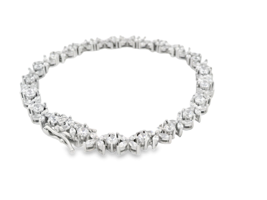 92.5 Sterling Silver Bloom Cluster Line Bracelet  25880