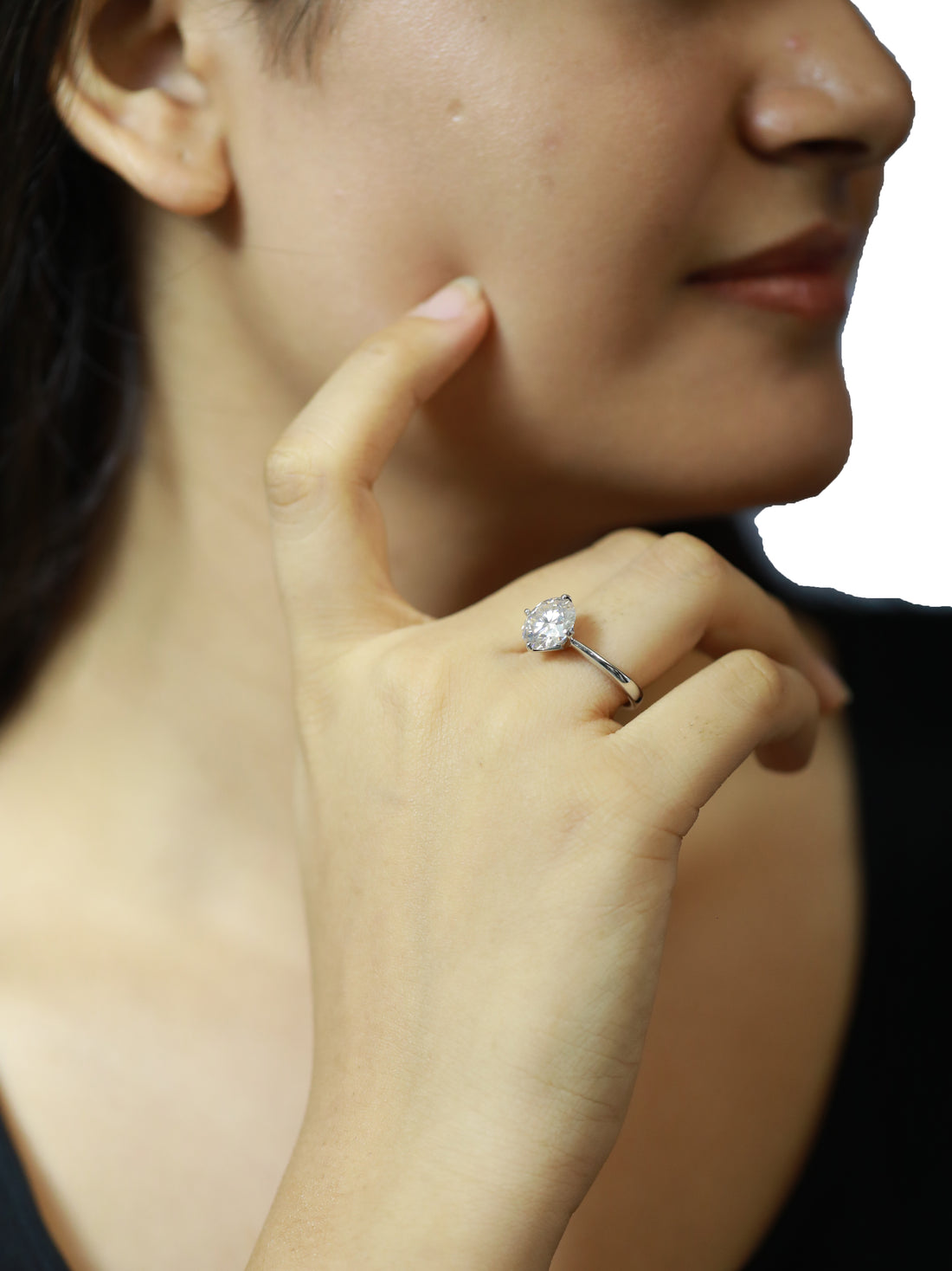 92.5 Sterling Silver Elegant Solitaire Finger Ring 6781