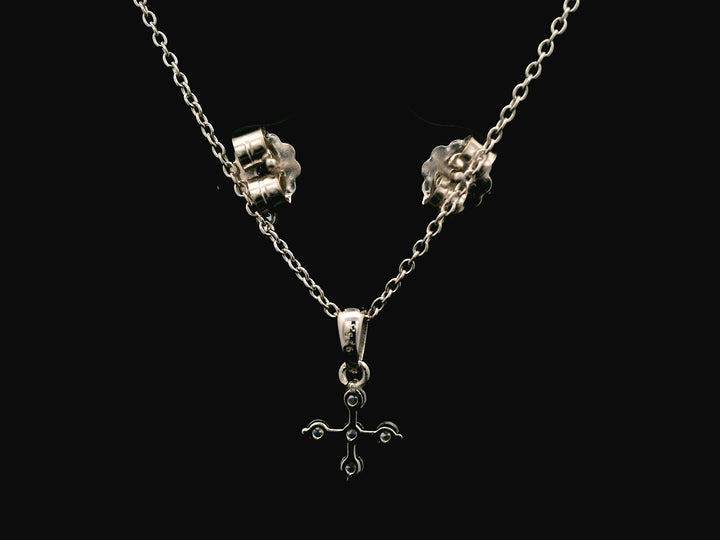 92.5 Sterling Silver Cross Charm Sparkle Chain Pendant Set  27225