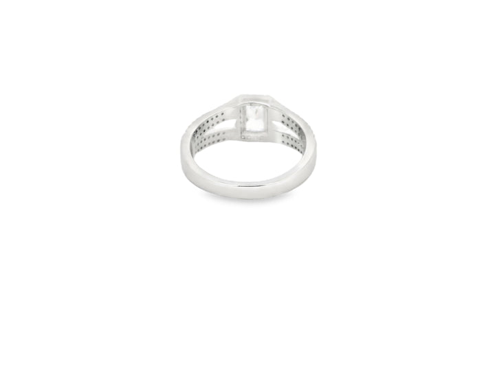 Zircon Finger Ring  27832