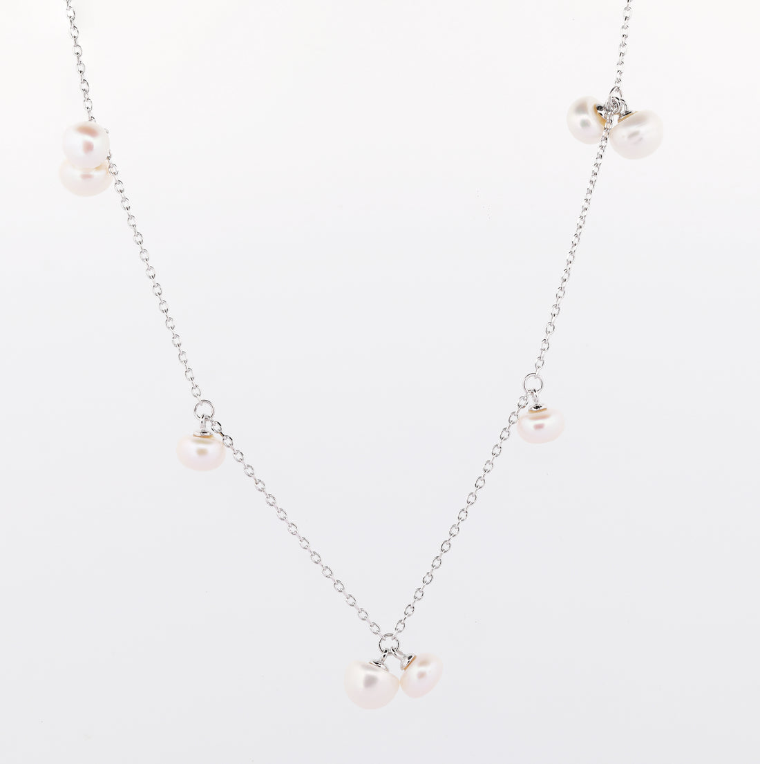 92.5 Sterling Silver Cluster Pearl Charm Chain Pendant 15556
