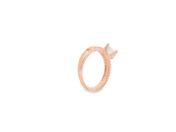 Zircon Finger Ring   28182