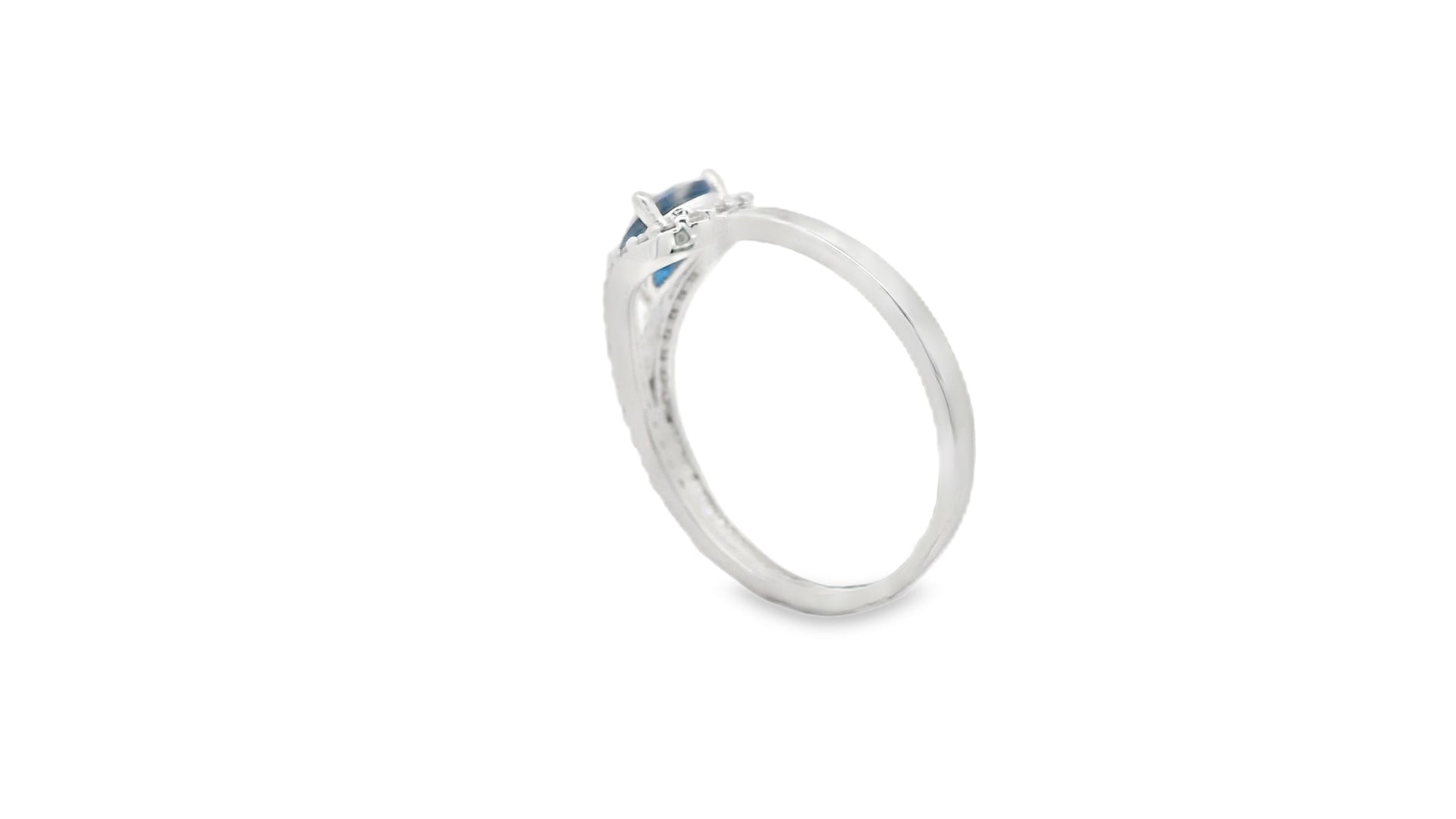 Zircon Finger Ring  28855