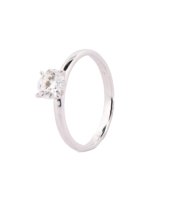 92.5 Sterling Silver Classic Round Solitaire Finger Ring 6784