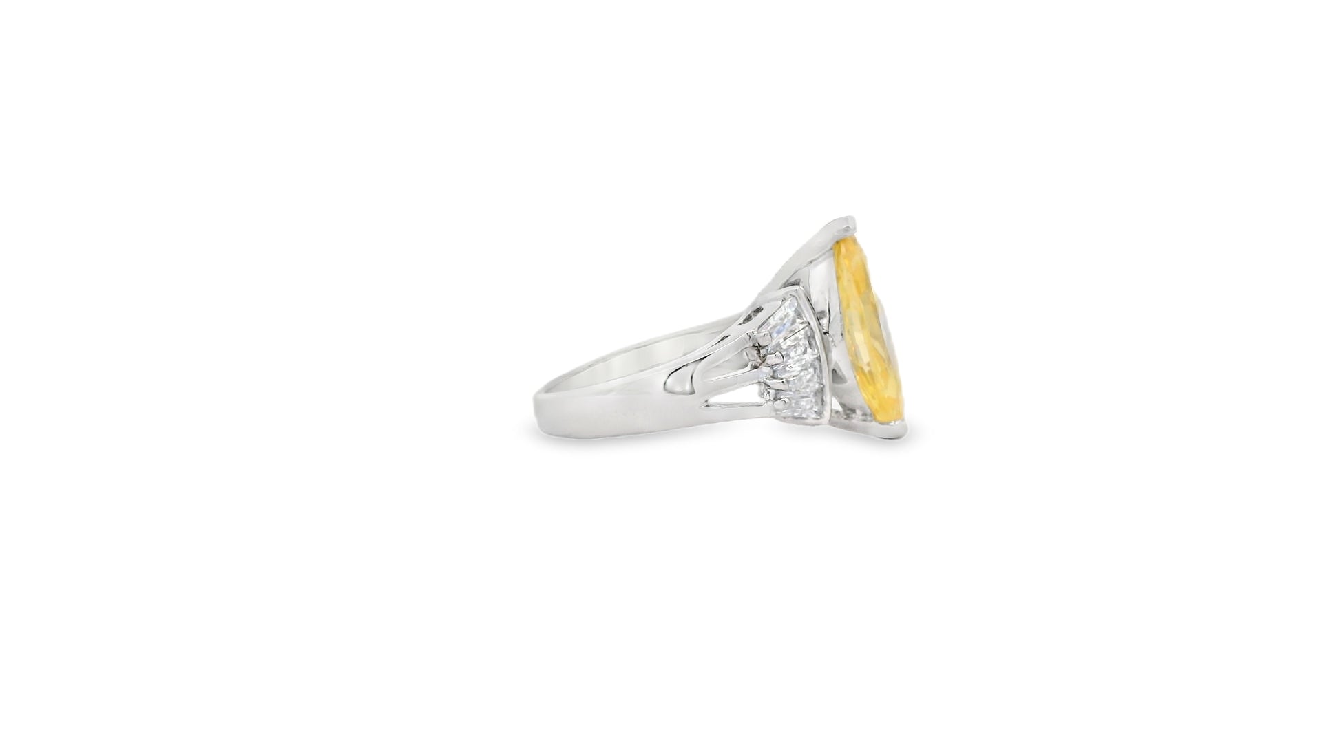 Zircon Finger Ring  29492