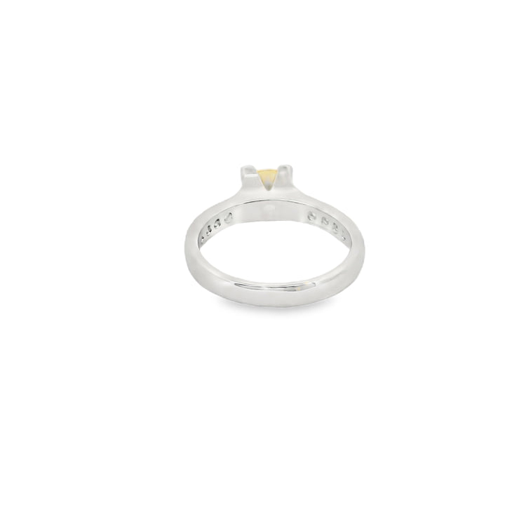 Zircon Finger Ring   29622