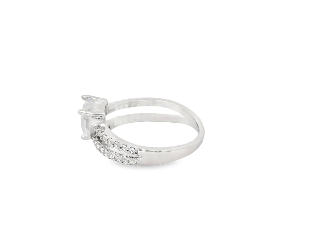 Zircon Finger Ring  29988