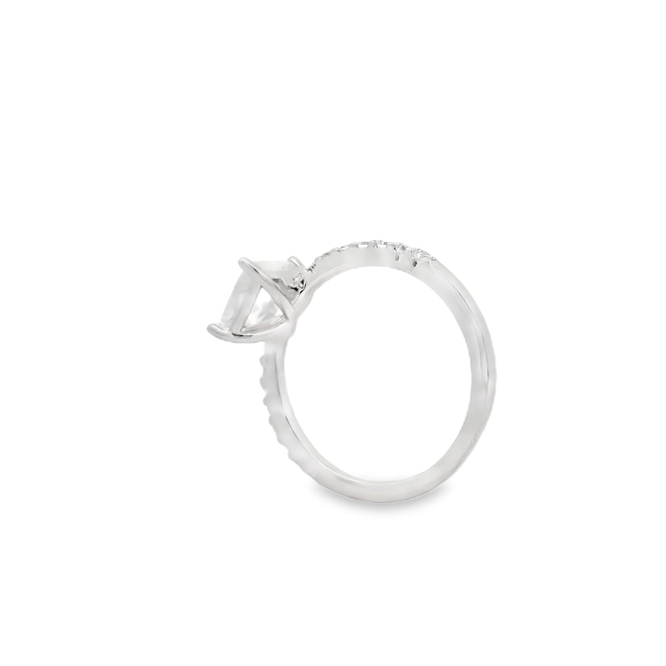 Zircon Finger Ring  30522