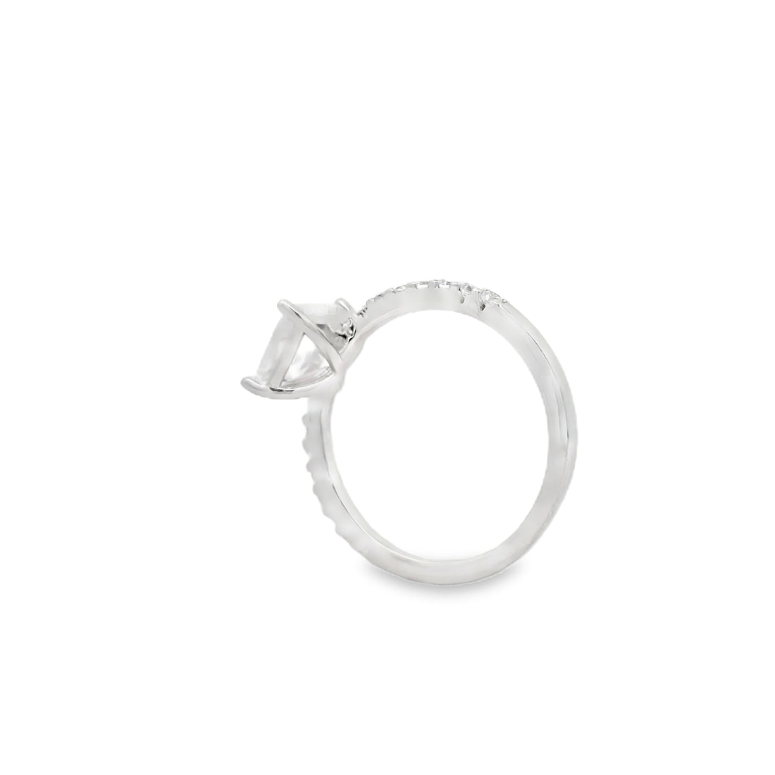 Zircon Finger Ring  30522