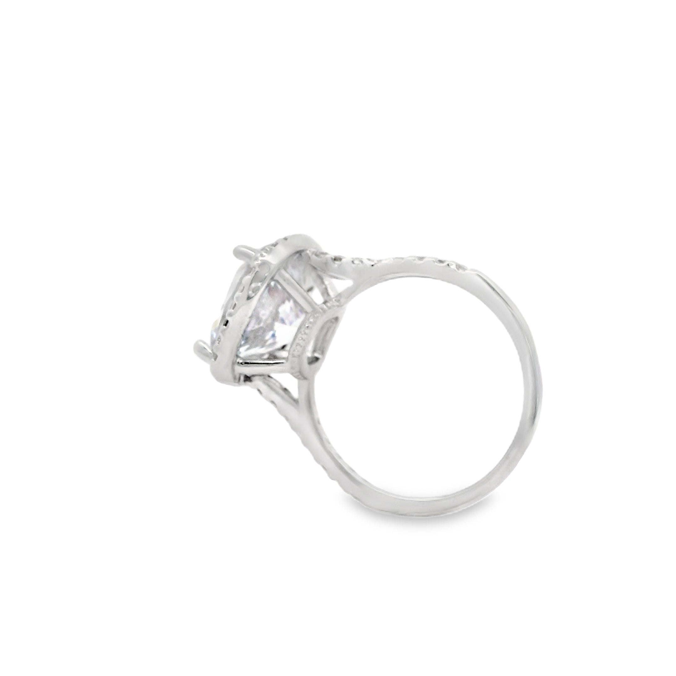 Zircon Finger Ring  30546