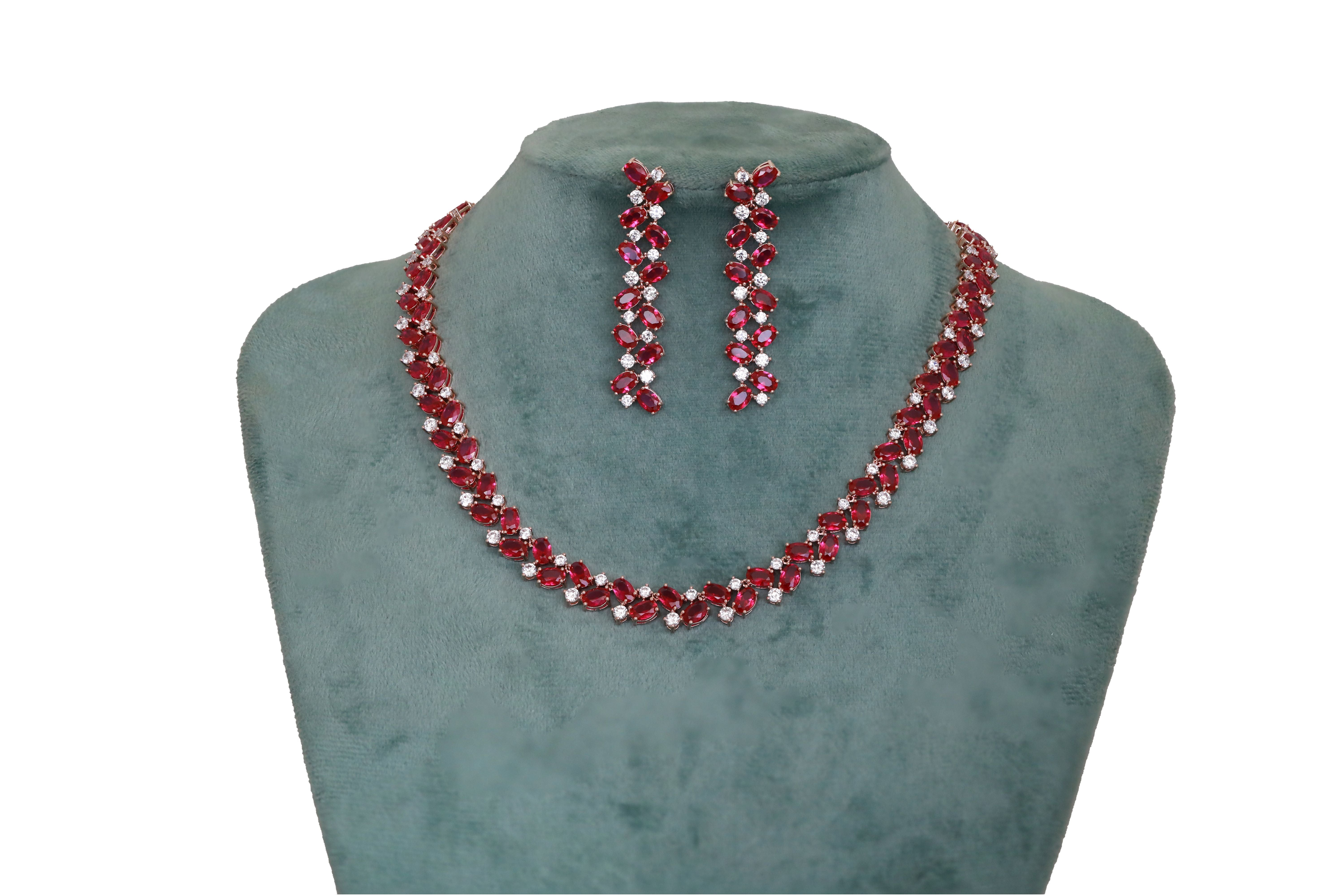 Zircon Glamour Curve Necklace Set 3130