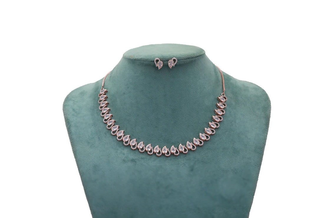 Zircon Teardrop Halo Necklace Set 3179