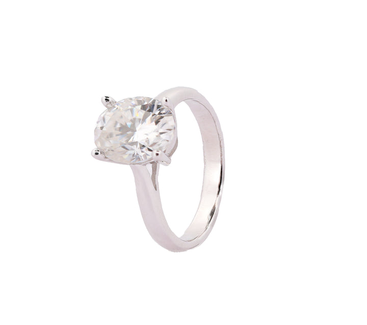 92.5 Sterling Silver Sleek Solitaire Finger Ring 6686