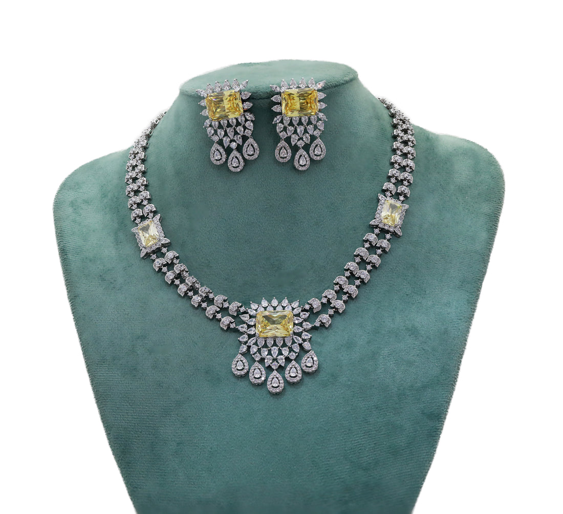 Zircon Royal Heritage Necklace Set 4311