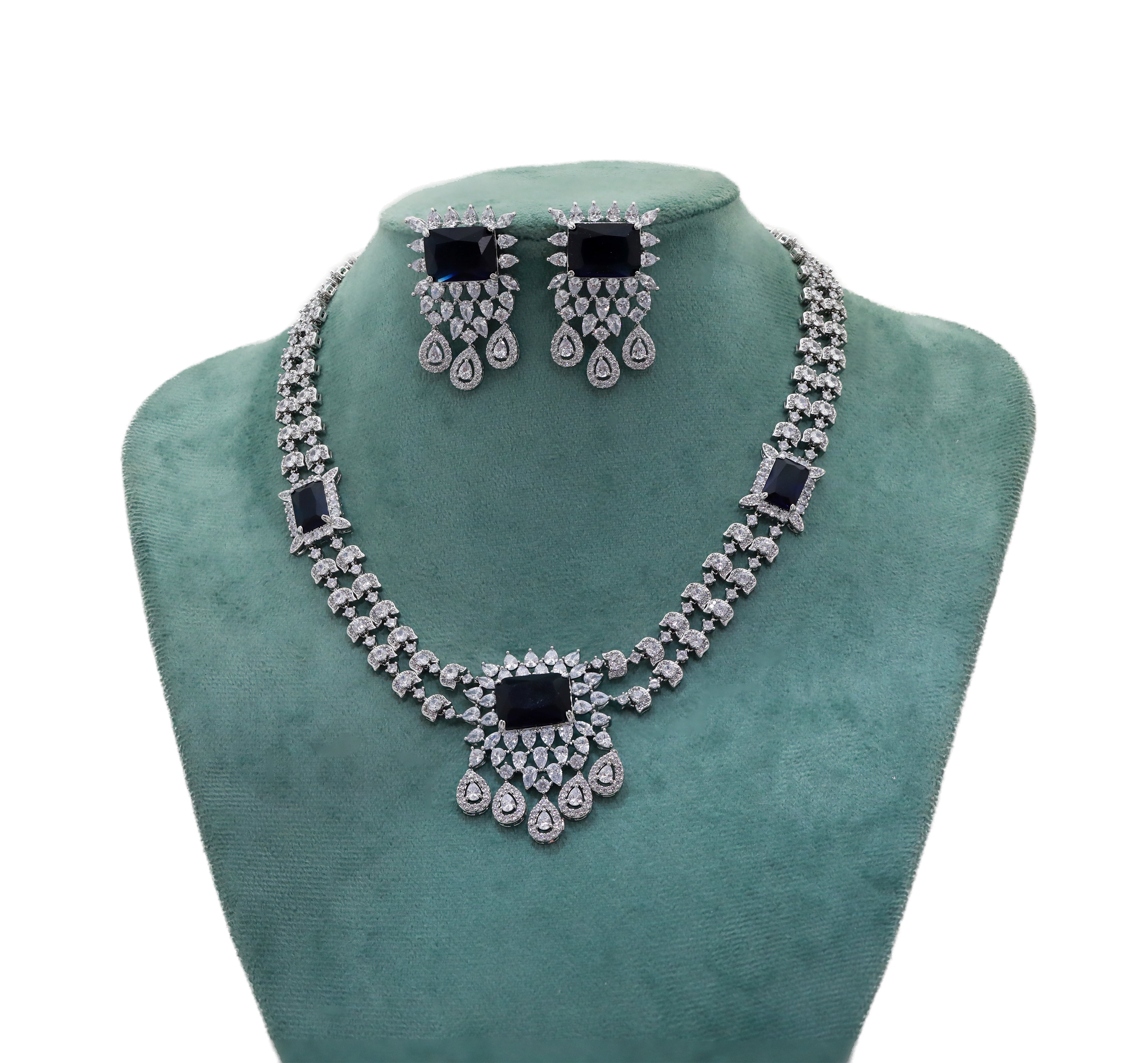 Zircon Royal Heritage Necklace Set 4311