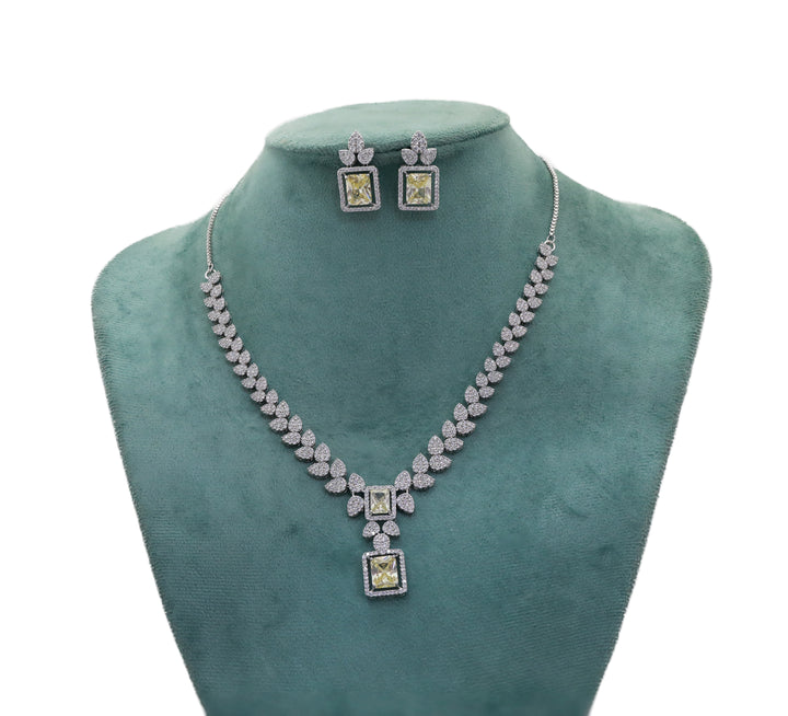Zircon Sunlit Vine Necklace Set  4457