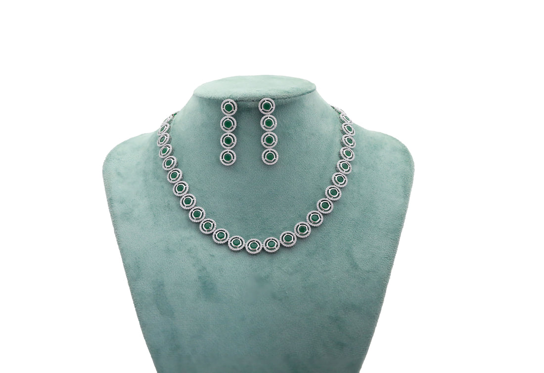 Zircon Rouge Halo Charm Necklace Set 4715