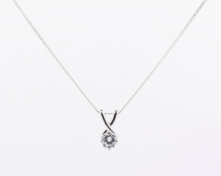 92.5 Sterling Silver Twist Solitaire  Chain Pendant 9399
