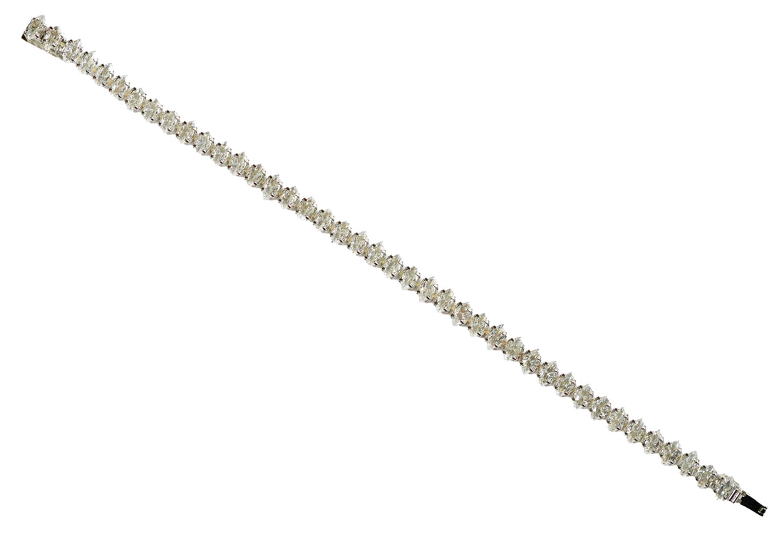 Zircon Petal-Inspired Bracelet 5665