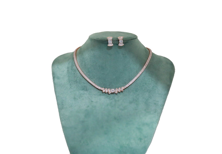 Zircon Bow-Center Lined Necklace Set 6551