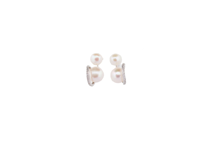 92.5 Sterling Silver Double-Sided Pearl Stud Earrings 15599