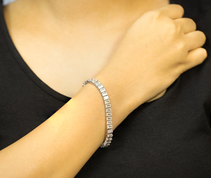 92.5 Silver Rectangular Line Bracelet 13138