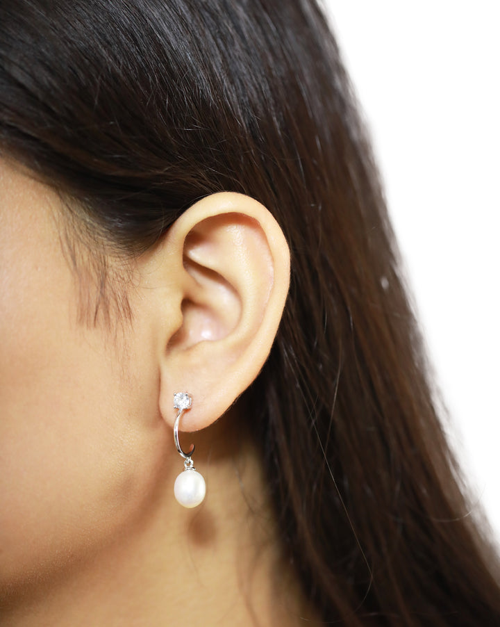 92.5 Sterling Silver Classic Solitaire and Pearl Drop Earrings 15603