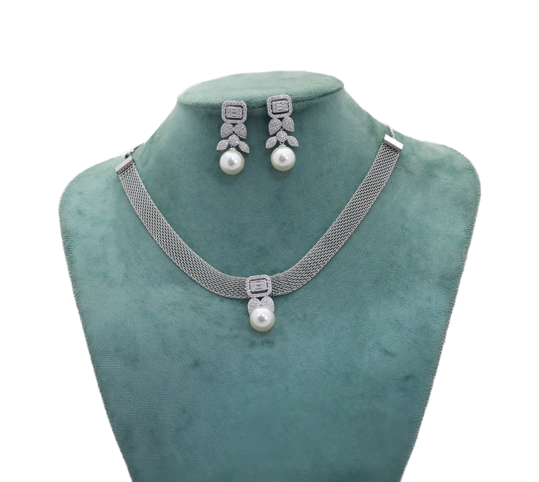 Zircon Minimalist Mesh Motif Necklace Set  8864