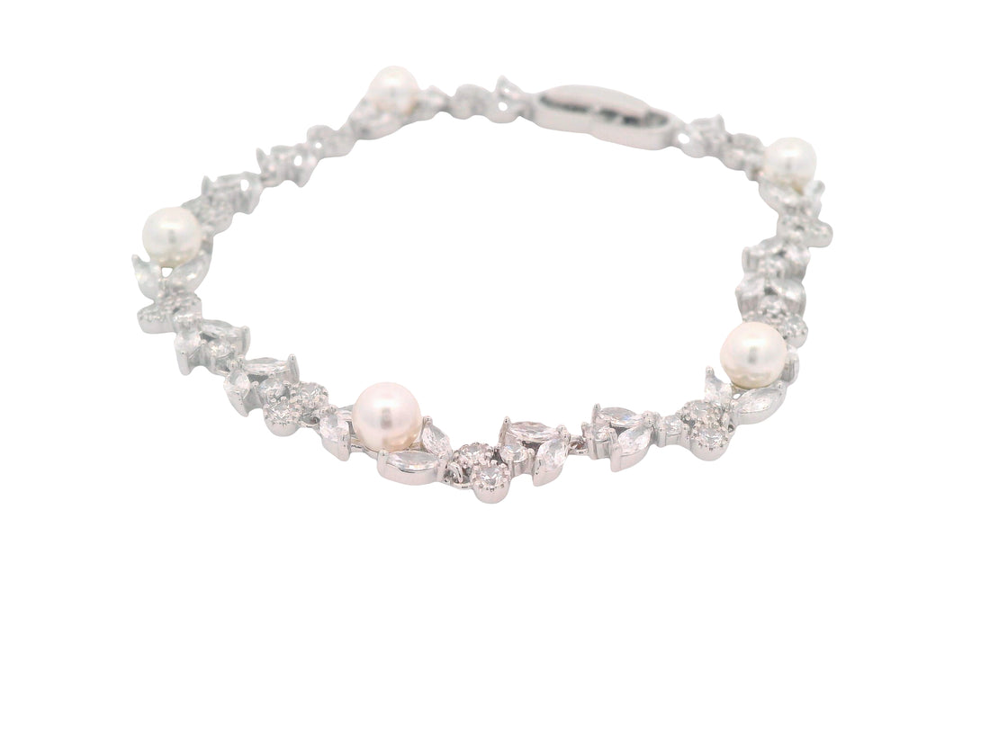 Zircon Braclet   8952