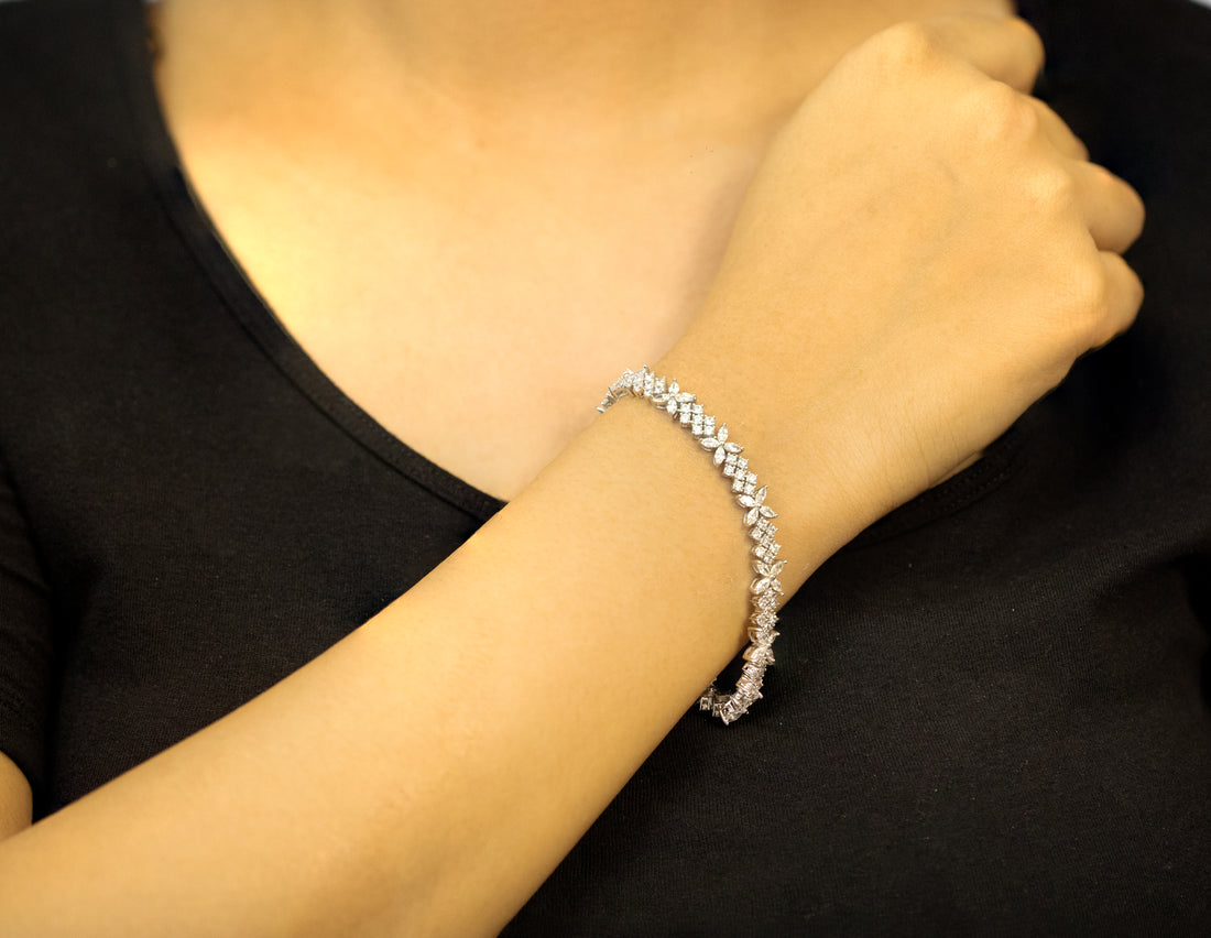 92.5 Silver Floral Cluster Line Bracelet 13147