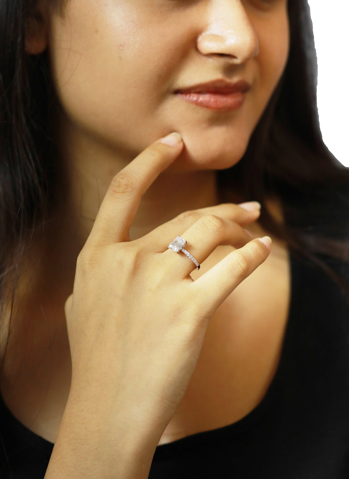 92.5 Sterling Silver Emerald Cut Pavé Finger Ring 6682
