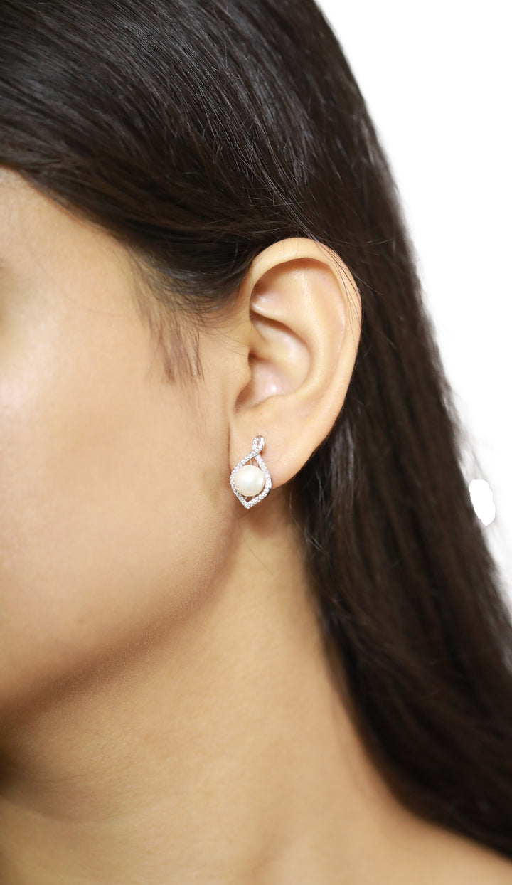 92.5 Sterling Silver Leaf Shaped Pearl Drop Earrings 15572