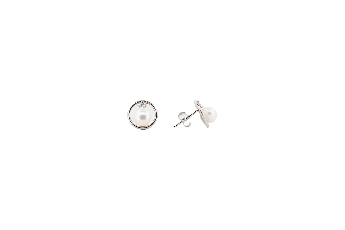92.5 Sterling Silver Minimalist Round Pearl Stud Earrings 15595